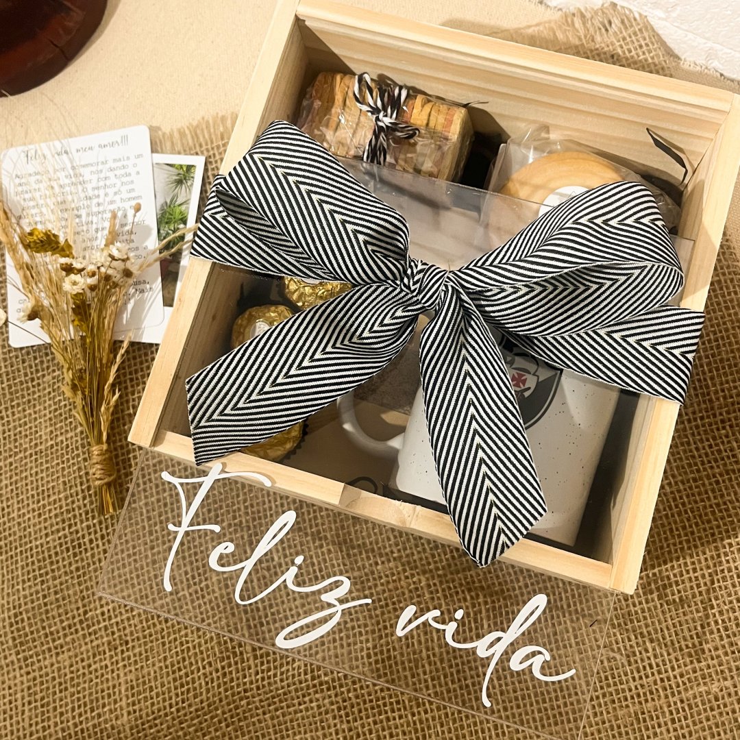 Kit Caneca + Chocolate Quente + Biscoitos