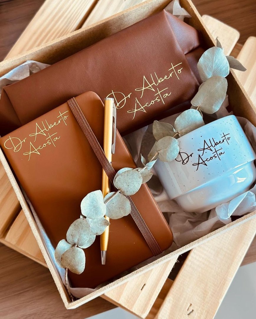 Kit Xícara + Nécessaire + Bloquinho com Caneta