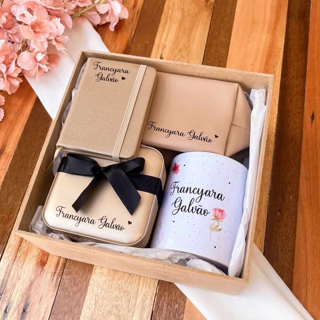 Kit Caneca + Porta-joias + Nécessaire + Bloquinho
