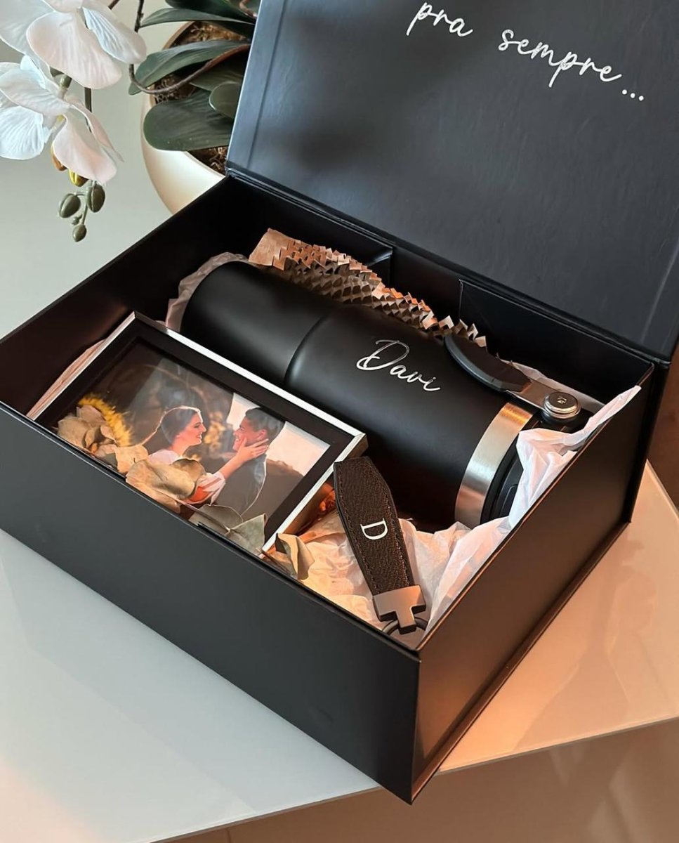 Kit Garrafa térmica + Chaveiro + Porta retrato