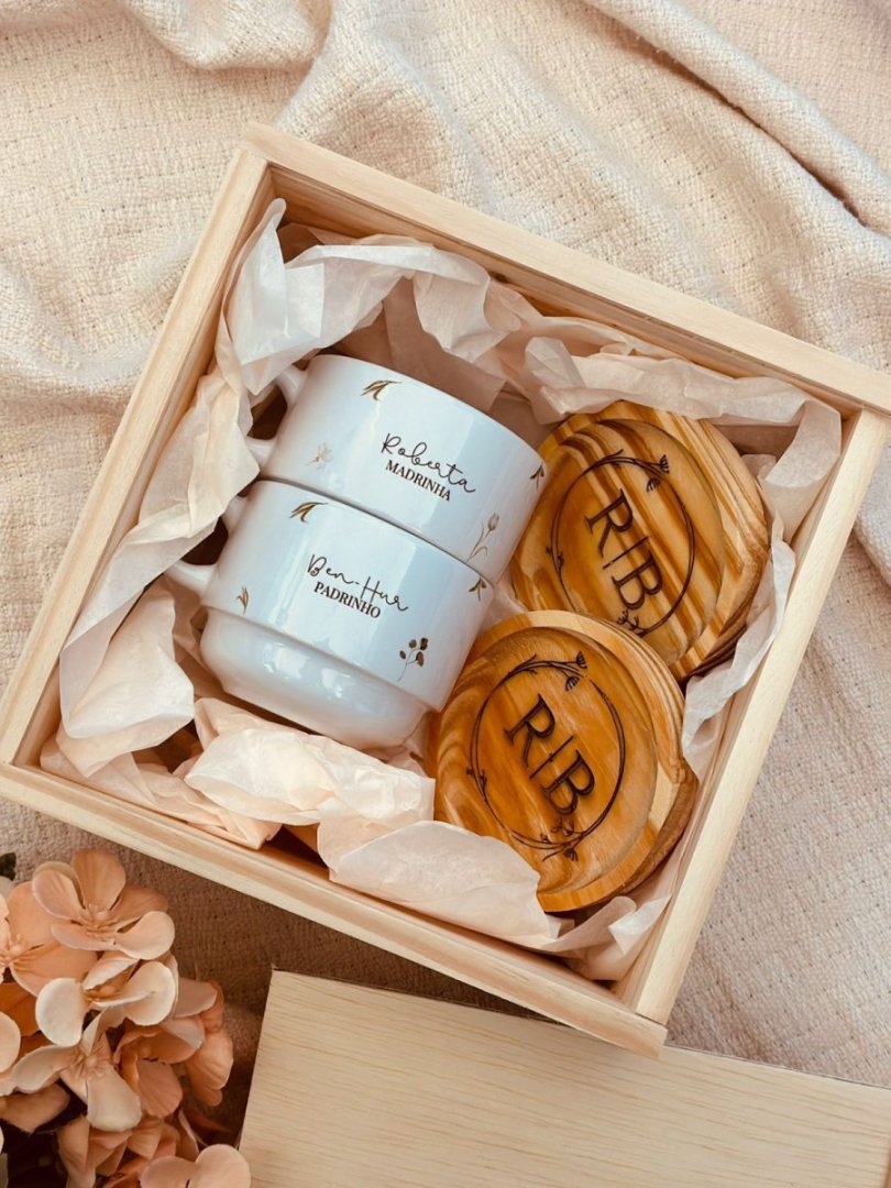 Kit Xícaras + Pires de Madeira